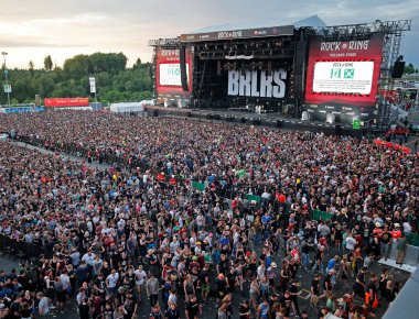 Το Φεστιβάλ «Rock am Ring» που σταμάτησε λόγω τρομοκρατικής απειλής, συνεχίζεται